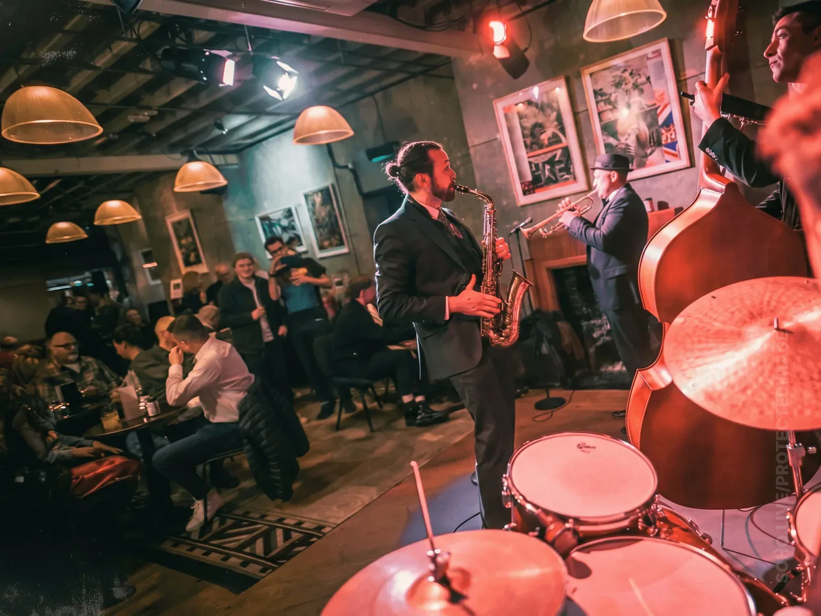 Arran Kent on Stage at Alfie's